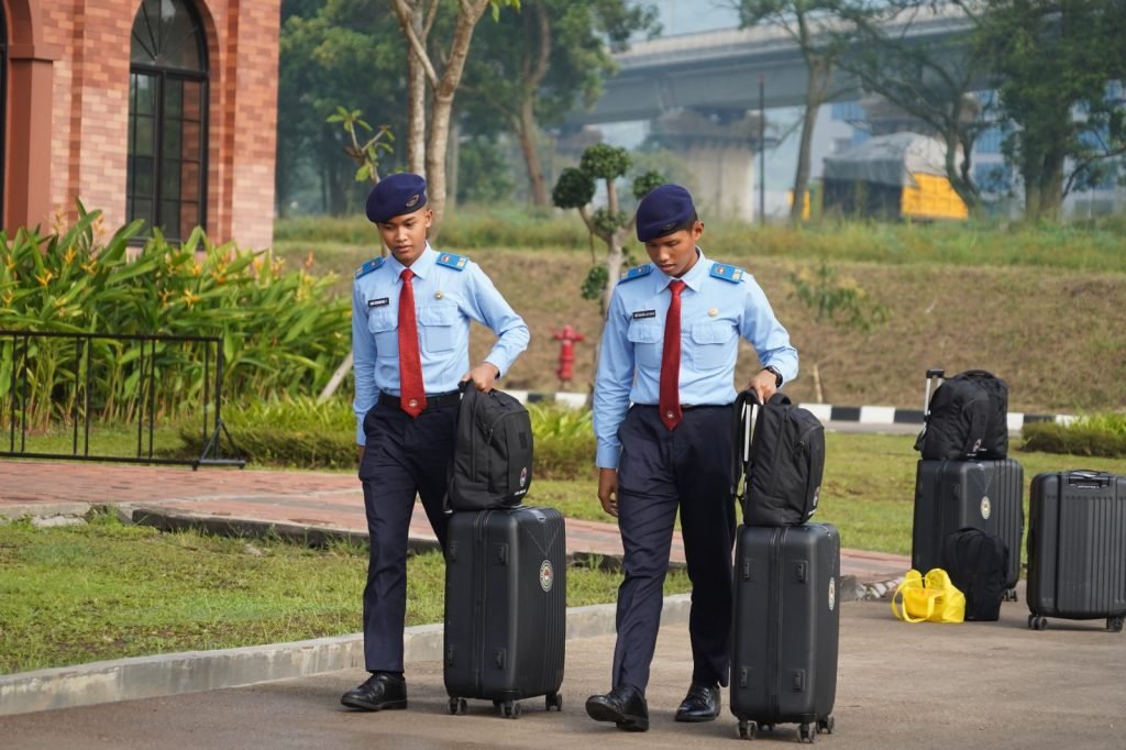 Siswa Kembali ke Kampus: SMA Taruna Nusantara Kampus Cimahi Mulai Kembali Kegiatan Pembelajaran dan Pembinaan