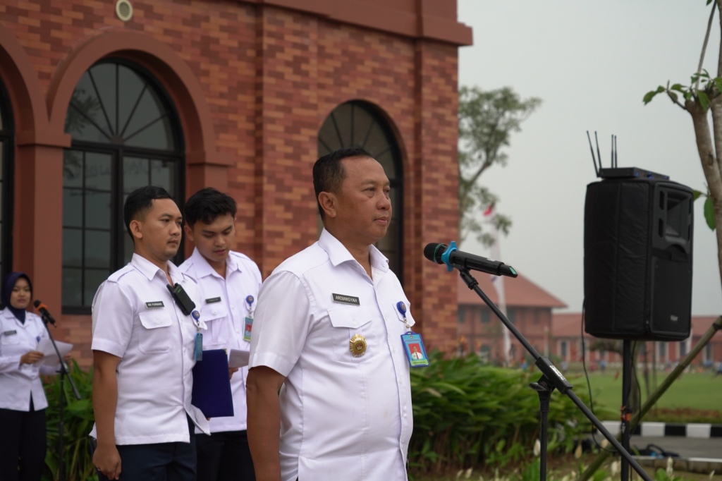 Simbol Syukur dan Keselamatan, Tradisi Pecah Kendi Warnai Peresmian Kendaraan Operasional Baru SMA Taruna Nusantara Cimahi