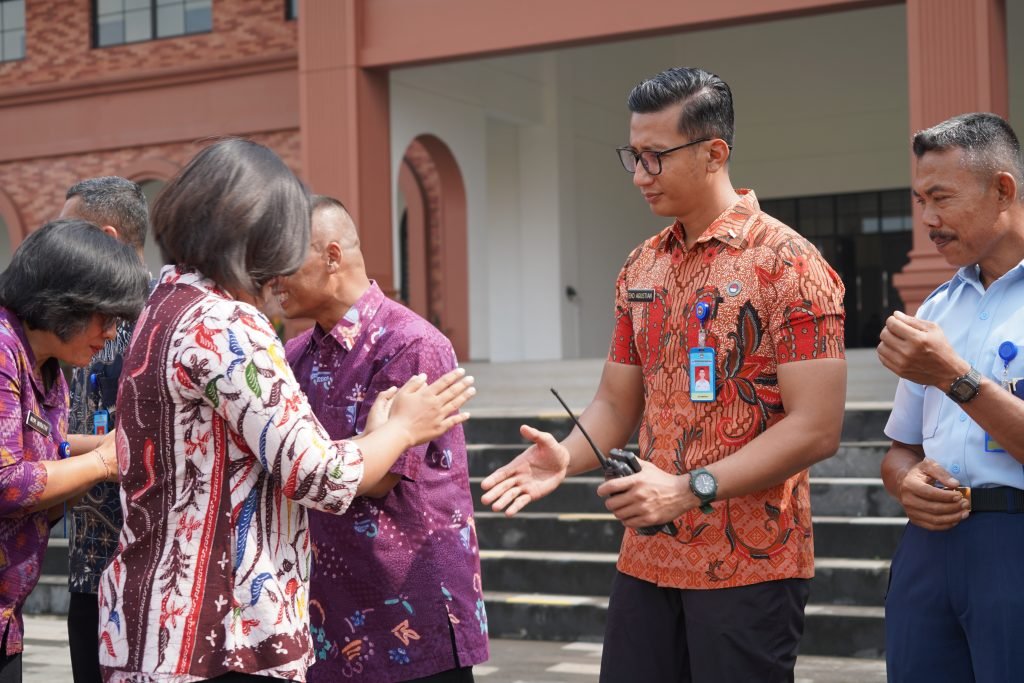 Kembali dalam Harmoni, Apel Pamong dan Halal Bihalal Perkuat Semangat Pengabdian di Kampus Cimahi