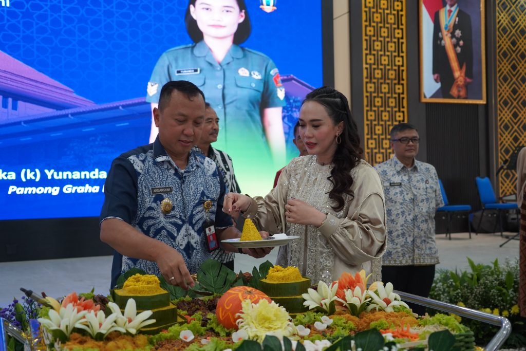 Awali Pengabdian Pasca-Lebaran, Pamong Kampus Cimahi Gelar Halal Bihalal, Sharing Session TN3, dan Syukuran Kenaikan Pangkat
