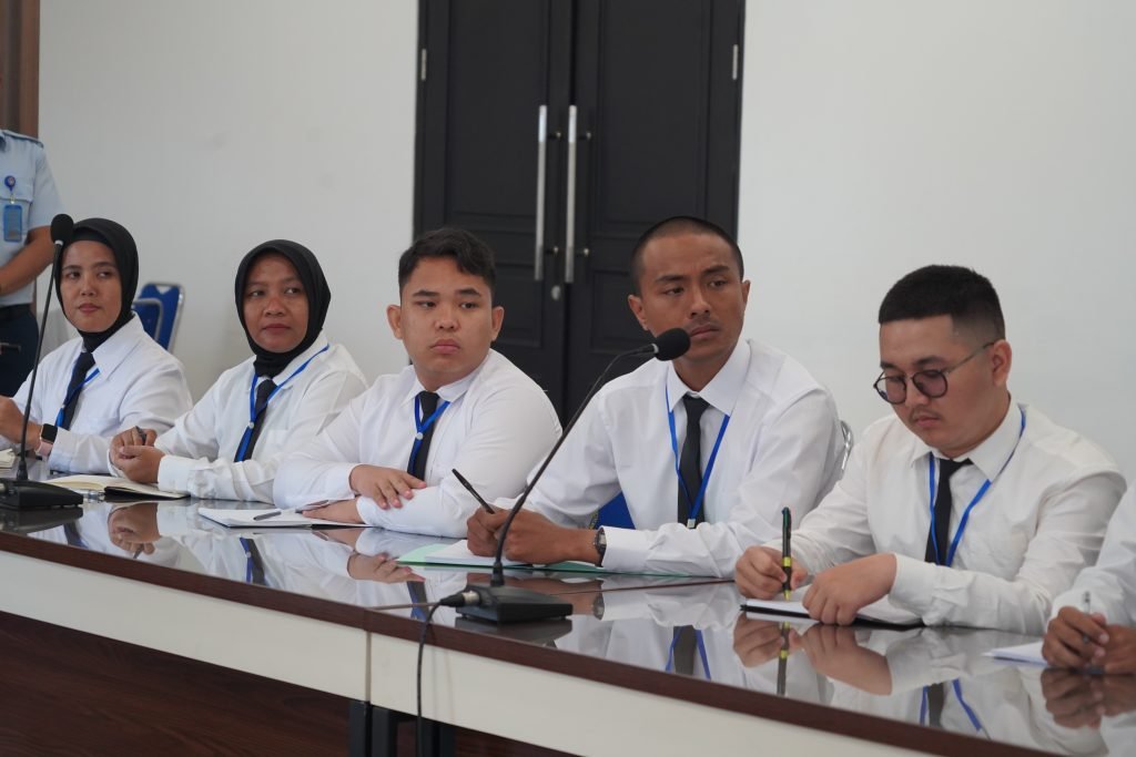 Karakter Unggul Bermula dari Pendidik, Kampus Cimahi Gelar Penataran Calon Pamong Baru