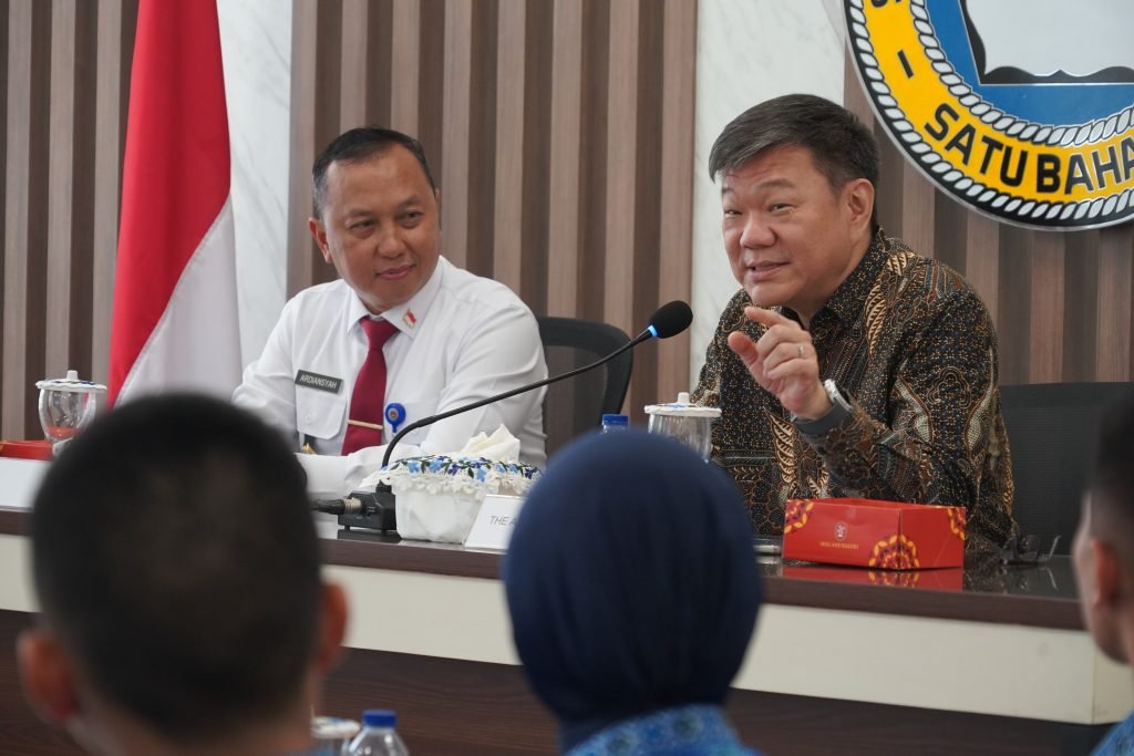 Perkuat Diplomasi Pendidikan, SMA Taruna Nusantara Kampus Cimahi Terima Kunjungan Kehormatan Duta Besar Singapura