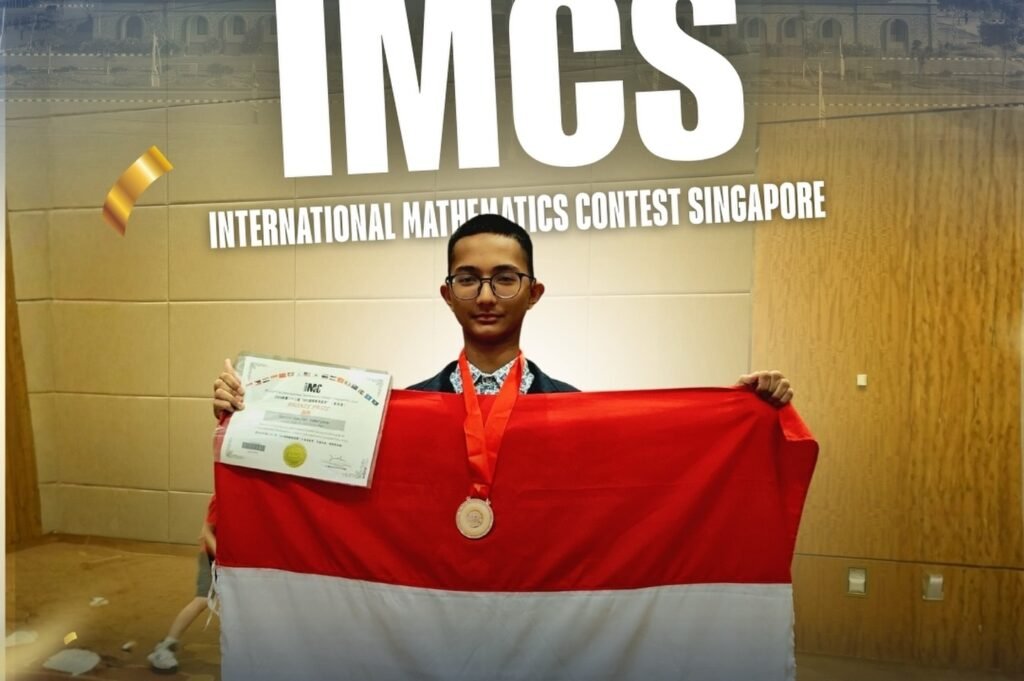 Berkibar di Kancah Global! Danish Hamizah S. Raih Medali Perunggu IMCS Singapura