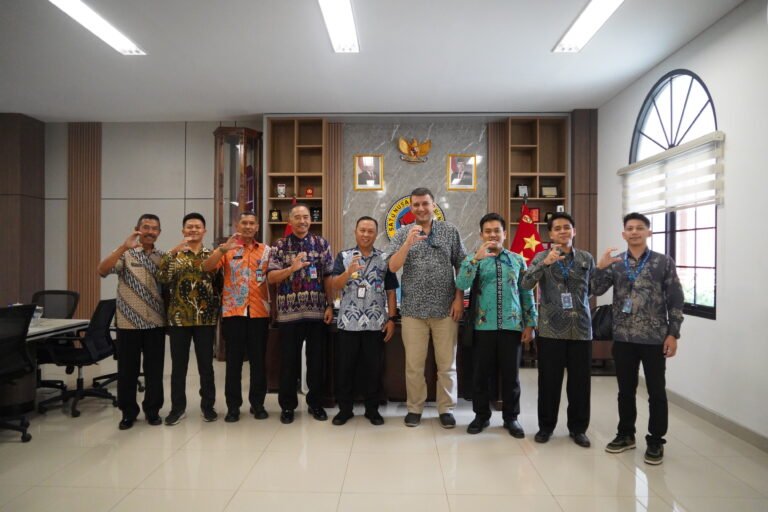 Perkuat Sinergi Lembaga Pendidikan Unggulan, Sekolah Pribadi Bandung Gelar Studi Tiru ke SMA TN Cimahi